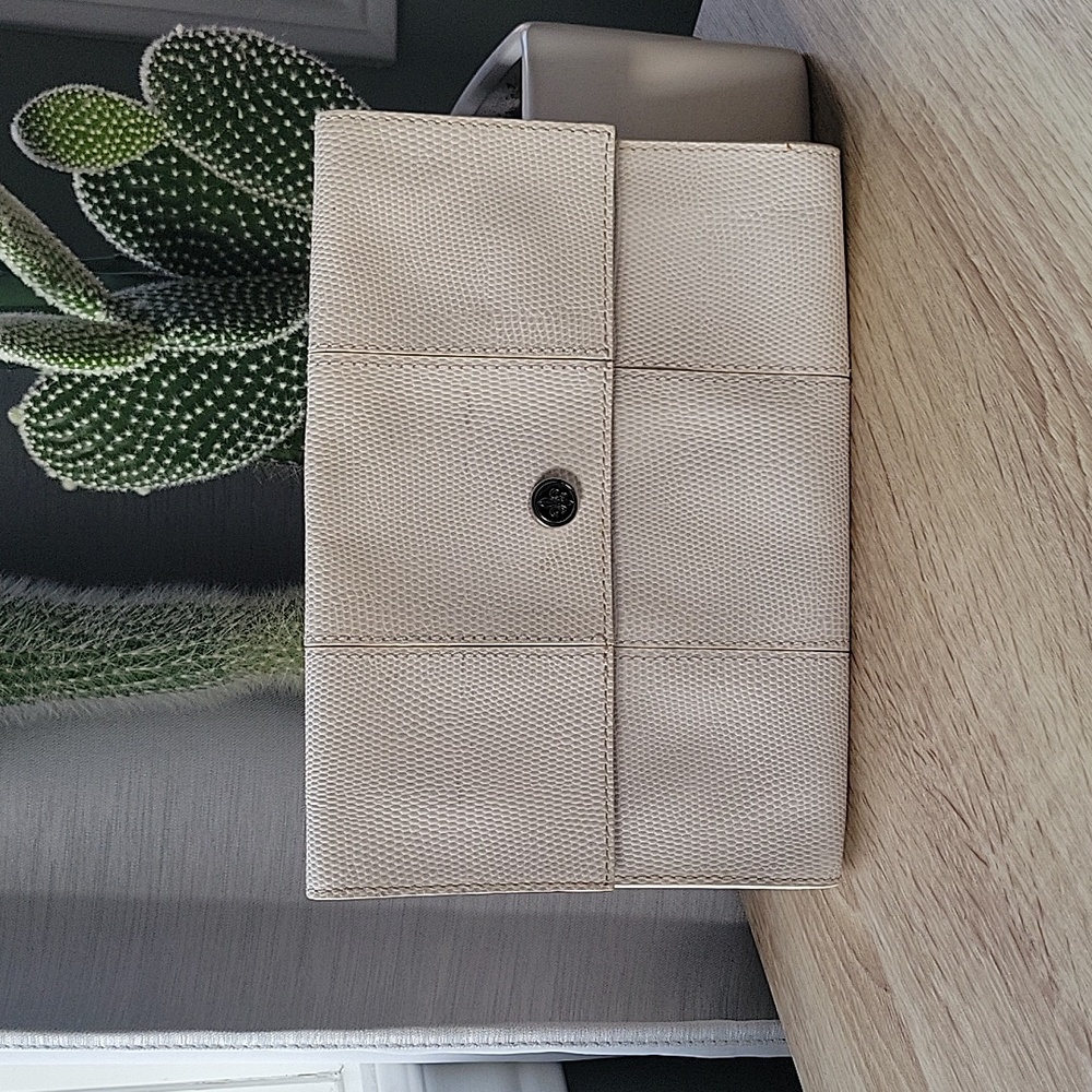 NWT Club Monaco Jesse envelope clutch in off white